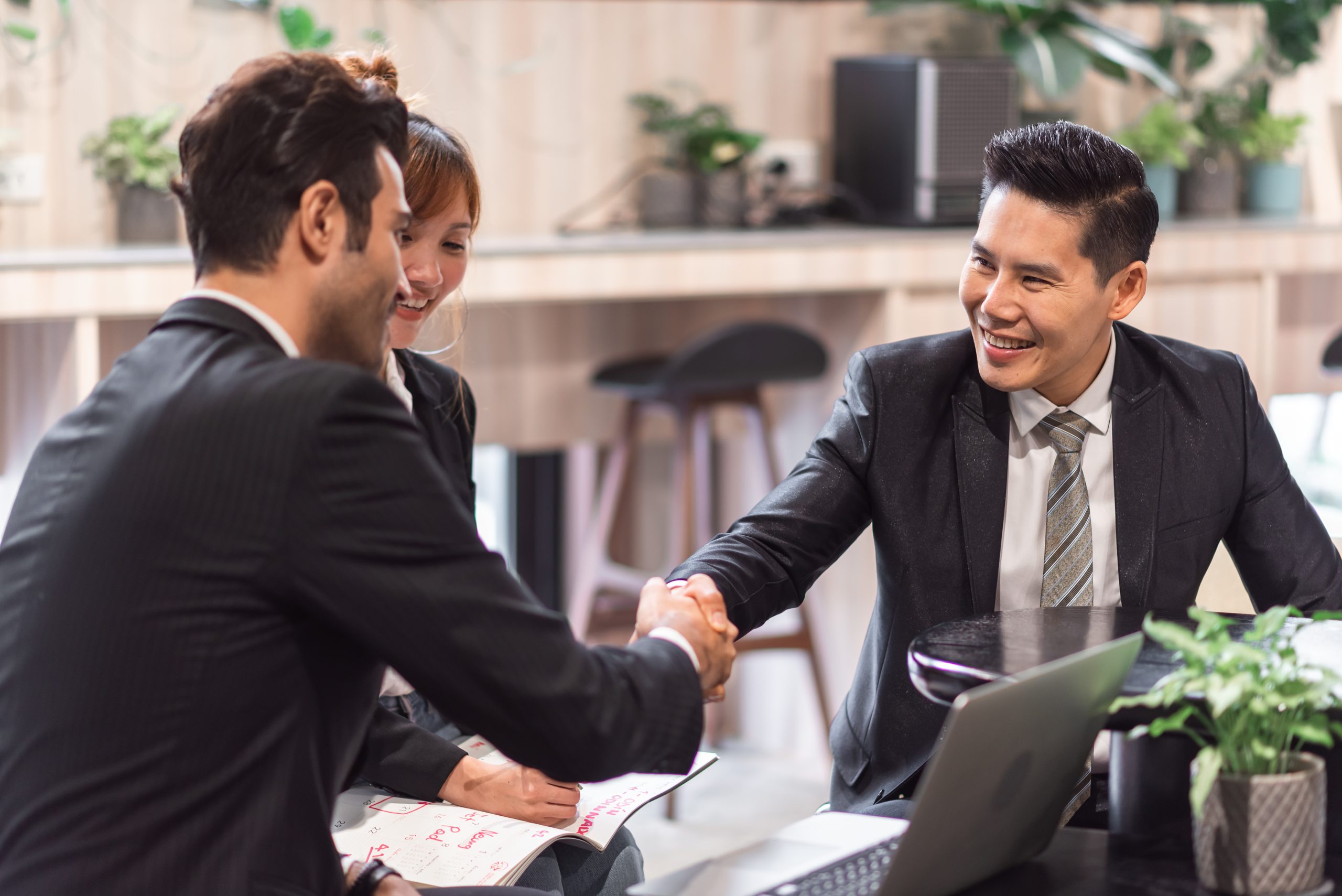 B2B dan B2C: Definisi, Perbedaan, Persamaan, dan Contoh