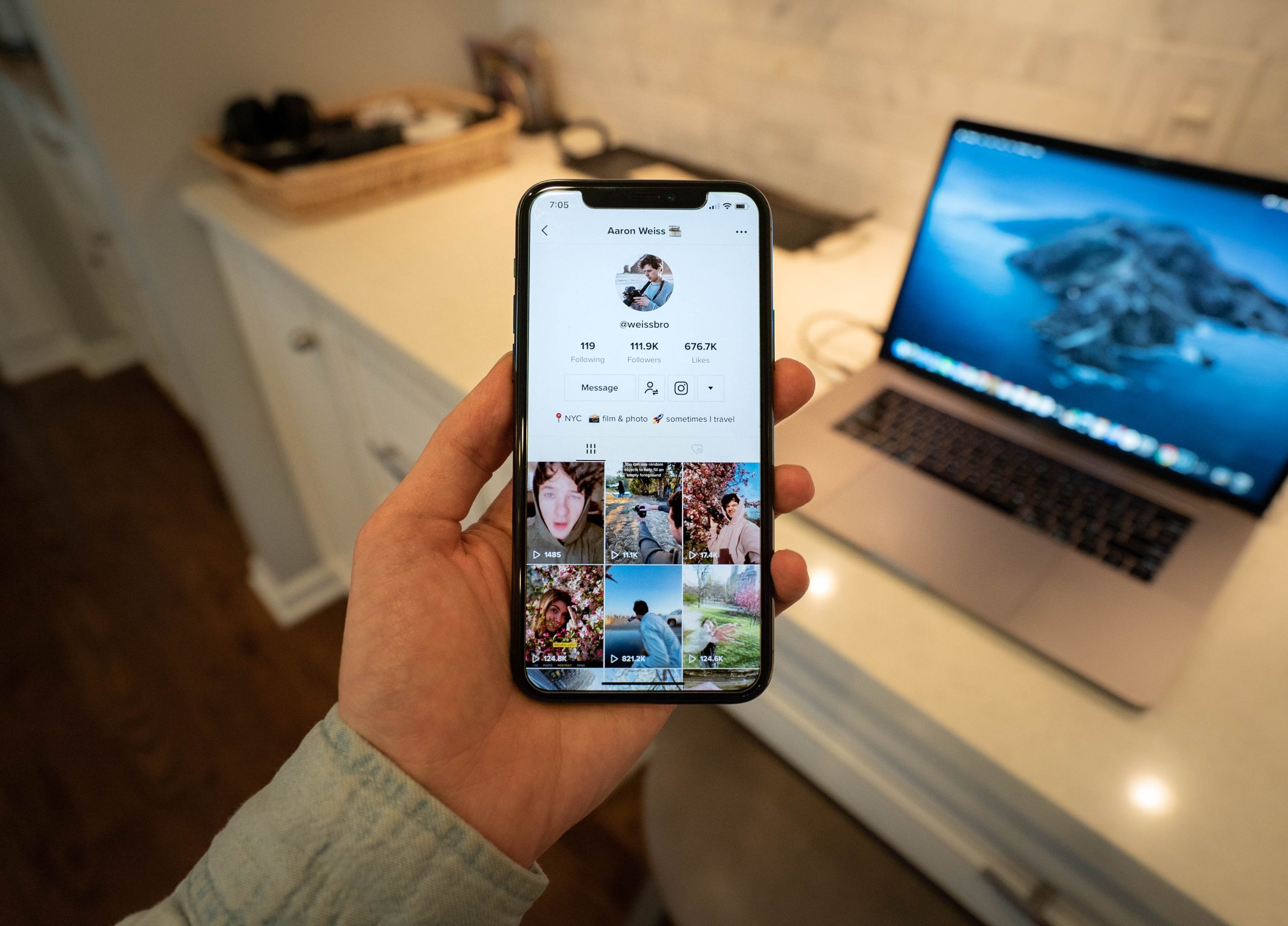 Kenapa Influencer Sekarang Lebih Fokus Kembangkan Akun TikTok Dibanding YouTube Seperti Dulu?
