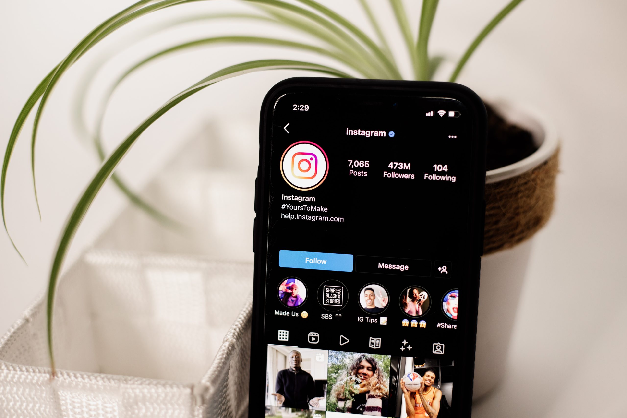 Ketika Influencer Benar-Benar Influence: Membentuk Opini dan Preferensi Konsumen