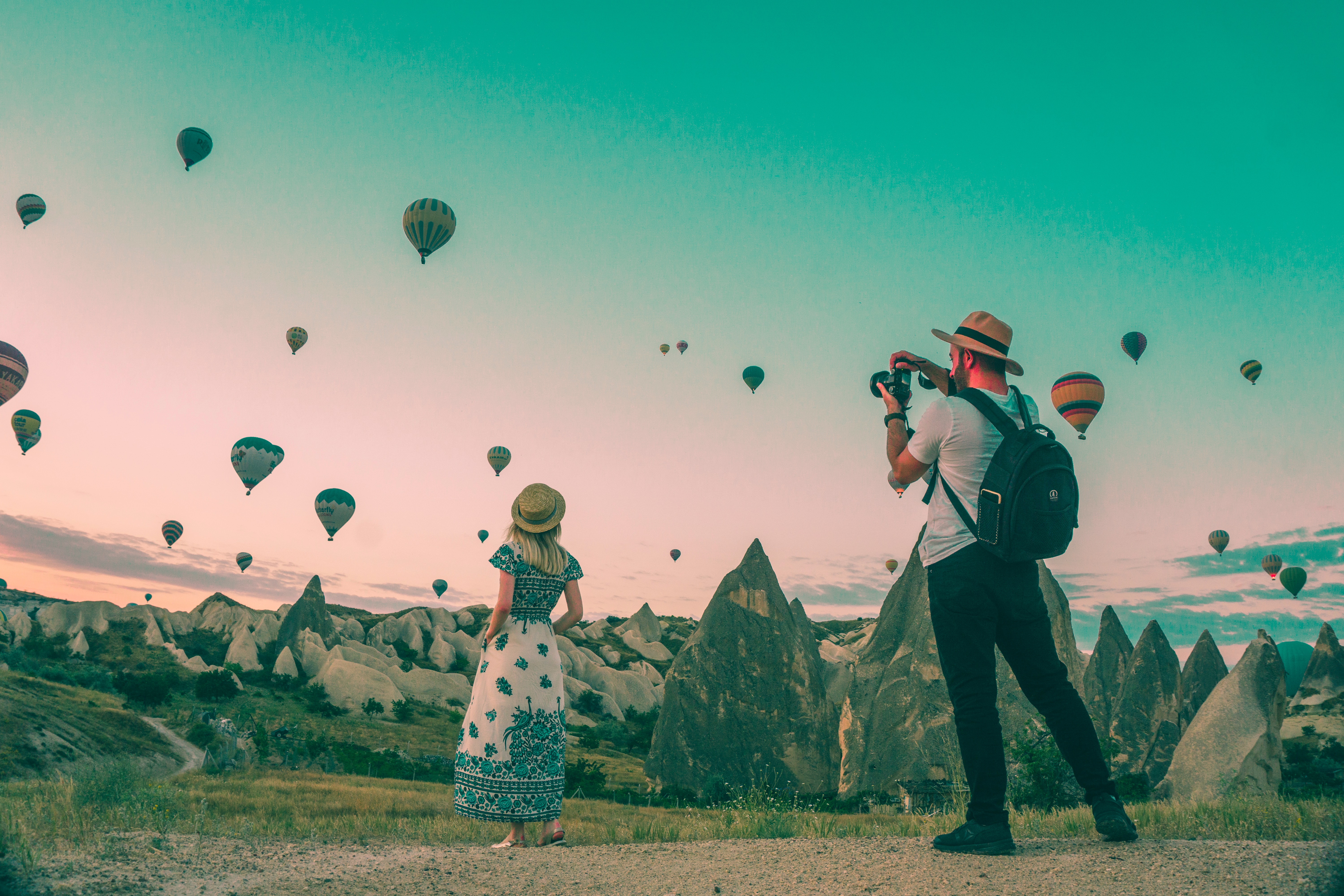 Mau Jadi Travel Vlogger Tapi Budget Terbatas dan Akun Masih Kecil? Ini Tips Ampuh Buat Kamu!