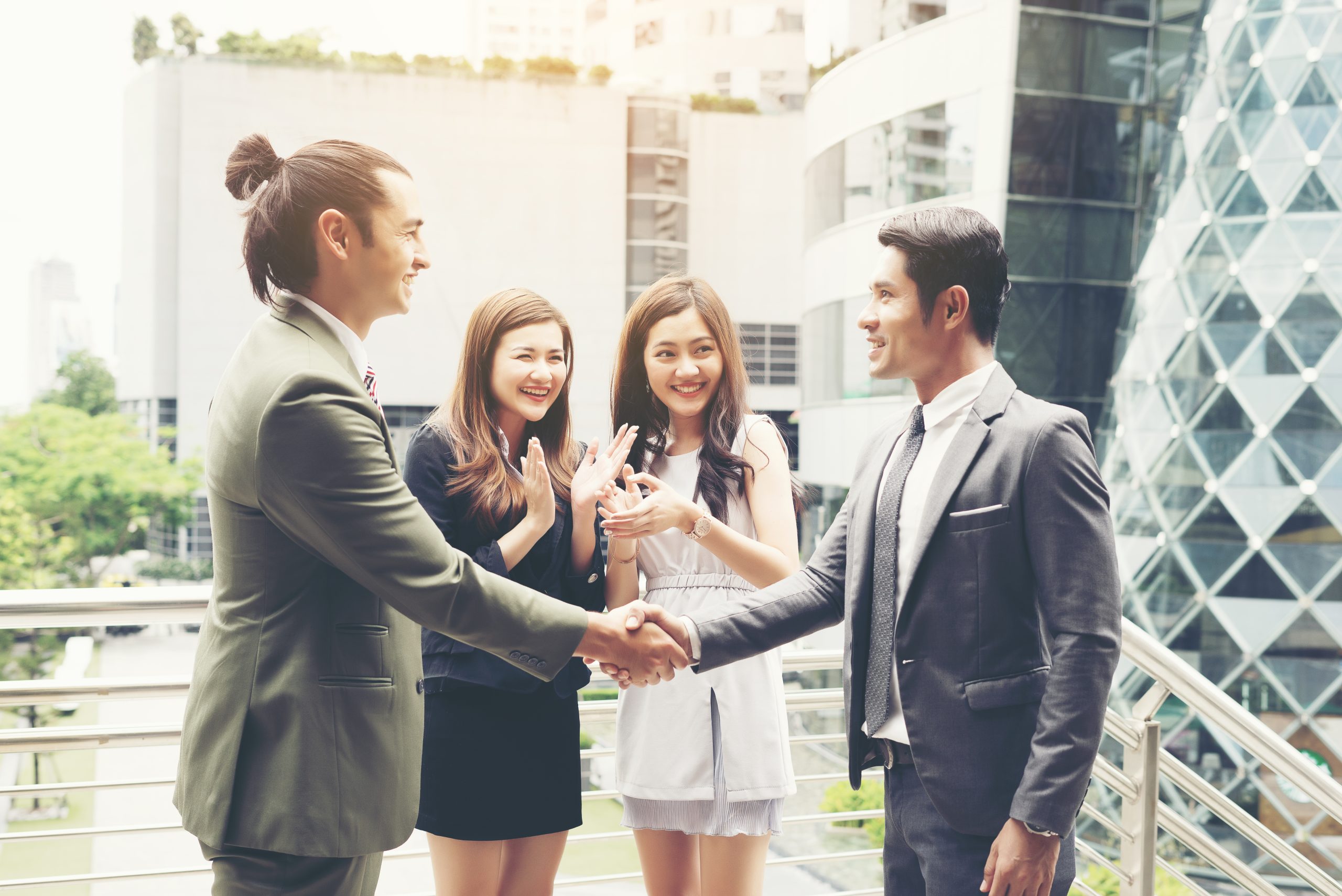 Pentingnya Membangun Relasi Bisnis
